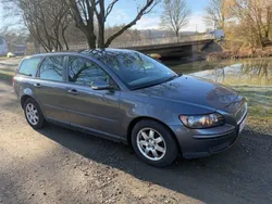 Grau Gebraucht 2005 Volvo V50 Kinetic Kombi | 5.990 €