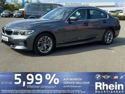 Mineralgrau metallic Gebraucht 2019 BMW 330 Sport Line Limousine | 30.990 € (Guter Preis)