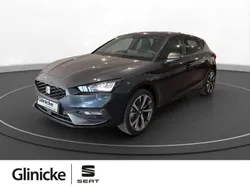 Grau Gebraucht 2025 Seat Leon FR Limousine | 28.990 € (Guter Preis)