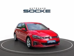 Tornadorot Gebraucht 2017 VW Golf VII GTI Limousine | 18.485 € (Etwas zu teuer)