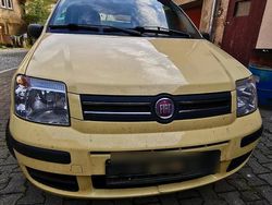 Gelb Gebraucht 2009 Fiat Panda Kleinwagen | 1.950 € (Fairer Preis)