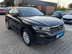 Tamarindenbraun metallic Gebraucht 2023 VW Touareg SUV | 44.999 € (Etwas zu teuer)