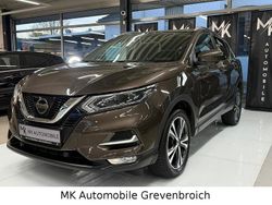 Braun Gebraucht 2018 Nissan Qashqai Tekna SUV | 13.498 € (Fairer Preis)