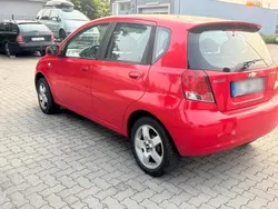 Rot Gebraucht 2008 Chevrolet Kalos Kleinwagen | 3.300 € (Etwas zu teuer)
