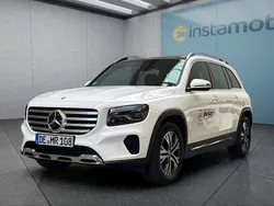 Weiß Gebraucht 2025 Mercedes GLB220 SUV | 54.099 € (Teuer)