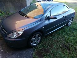 Blau Gebraucht 2004 Peugeot 307 CC Cabrio | 790 € (Guter Preis)