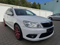 Weiß Gebraucht 2010 Skoda Octavia RS Kombi | 6.999 € (Guter Preis)