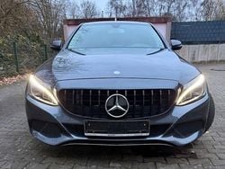 Grau Gebraucht 2015 Mercedes C180 Avantgarde Limousine | 17.500 € (Guter Preis)