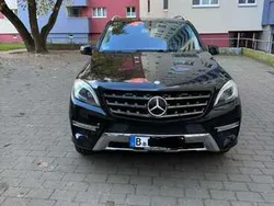Schwarz Gebraucht 2012 Mercedes ML350 SUV | 18.000 €