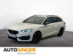 Candy weiss Gebraucht 2021 Cupra Leon VZ Kombi | 29.940 € (Guter Preis)
