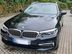 Schwarz Gebraucht 2019 BMW 520 Efficient Dynamics Kombi | 19.900 € (Superpreis)