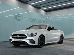 Weiß Gebraucht 2023 Mercedes E220 Cabrio | 57.190 €