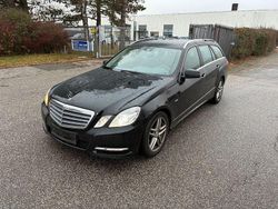 Schwarz Gebraucht 2011 Mercedes E300 Kombi | 3.800 €