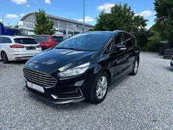 Schwarz Gebraucht 2020 Ford S-MAX Titanium Van / Kleinbus | 17.999 € (Fairer Preis)
