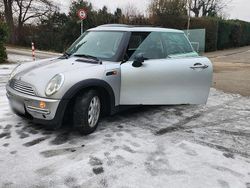 Grau Gebraucht 2004 Mini ONE Kleinwagen | 3.500 € (Fairer Preis)