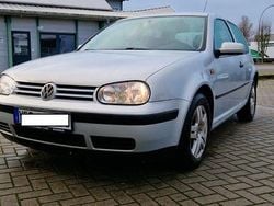 Silber Gebraucht 1998 VW Golf IV Kleinwagen | 1.199 € (Guter Preis)