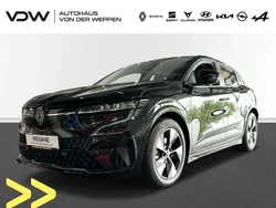 Black pearlschwarz Gebraucht 2023 Renault Mégane Evolution Limousine | 32.980 € (Fairer Preis)