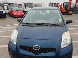 Blau Gebraucht 2009 Toyota Yaris Limousine | 2.199 € (Fairer Preis)