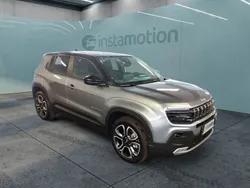 Grau Neu 2024 Jeep Avenger EV Summit SUV | 36.640 € (Fairer Preis)
