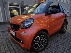 Sicherheitszelle in black Gebraucht 2016 Smart ForTwo Cabrio Prime Cabrio | 13.499 € (Fairer Preis)