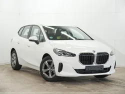 Weiß Gebraucht 2024 BMW 216 SUV | 24.899 € (Guter Preis)