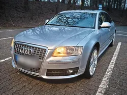 Silber Gebraucht 2008 Audi A8L Sport Limousine | 7.600 €