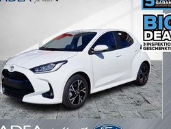 Schneeweiß Neu 2025 Toyota Yaris Hybrid Comfort Limousine | 22.990 € (Superpreis)