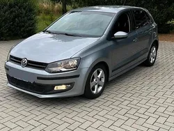 Grau Gebraucht 2010 VW Polo Kleinwagen | 8.700 € (Etwas zu teuer)