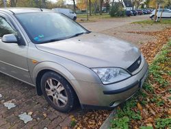 Grau Gebraucht 2003 Ford Mondeo Limousine | 1.250 € (Fairer Preis)