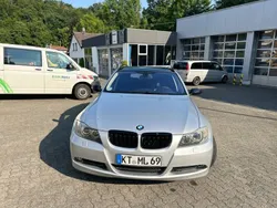 Grau Gebraucht 2006 BMW 320 Sport Line Kombi | 5.000 € (Fairer Preis)