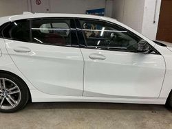Weiß Gebraucht 2021 BMW 118 Sport Line Kleinwagen | 18.112 € (Superpreis)