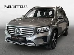 Mercedes GLB220