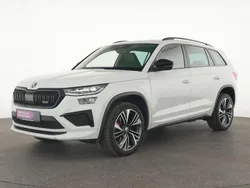 Weiss Gebraucht 2023 Skoda Kodiaq RS SUV | 46.742 € (Fairer Preis)