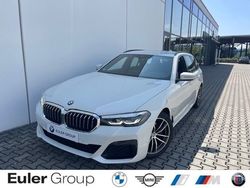 Weiss Gebraucht 2022 BMW 520 M Sport Kombi | 32.949 € (Guter Preis)