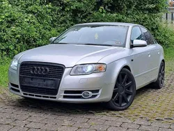 Silber Gebraucht 2006 Audi A4 Sport Limousine | 3.400 € (Guter Preis)
