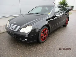 Schwarz Gebraucht 2002 Mercedes C180 | 1.950 € (Guter Preis)