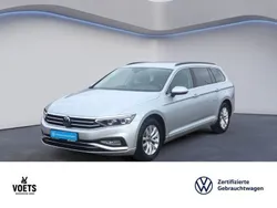 Silber Gebraucht 2022 VW Passat Business Kombi | 22.888 € (Fairer Preis)