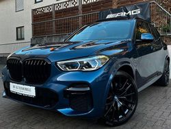 Phytonicblau metallic Gebraucht 2022 BMW X5 M Sport SUV | 61.989 € (Teuer)