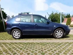Blau Gebraucht 2001 Seat Leon Stella Limousine | 1.599 € (Fairer Preis)