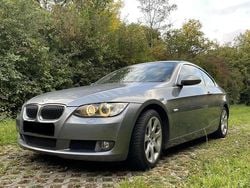 Grau Gebraucht 2008 BMW 330 Coupé | 14.900 € (Guter Preis)