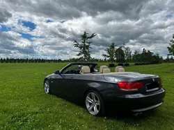 Grau Gebraucht 2007 BMW 330 Cabriolet Comfort Edition Cabrio | 10.450 € (Guter Preis)