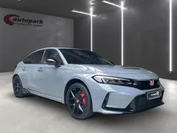Sonic grey pearl (metallic) Gebraucht 2024 Honda Civic Type R Coupé | 60.200 € (Teuer)