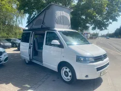 Candyweiß Gebraucht 2015 VW T5 Comfortline Van | 32.990 €