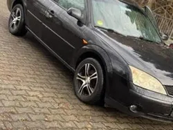 Gebraucht 2003 Ford Mondeo Kombi | 400 €