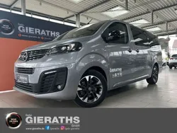 Tiefquarz grau/quarz silber Gebraucht 2022 Opel Zafira Life Elegance Van | 37.890 € (Fairer Preis)