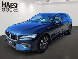 Blau Gebraucht 2021 Volvo V60 Inscription Kombi | 28.250 € (Guter Preis)