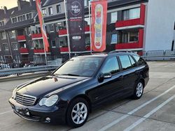 Blau Gebraucht 2005 Mercedes C180 Classic Kombi | 3.999 € (Fairer Preis)