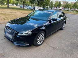 Schwarz Gebraucht 2011 Audi A4 Kombi | 7.300 € (Fairer Preis)