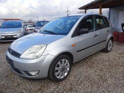 Silber Gebraucht 2003 Ford Fiesta Limousine | 750 € (Guter Preis)