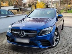 Blau Gebraucht 2019 Mercedes C220 AMG Kombi | 28.900 € (Fairer Preis)